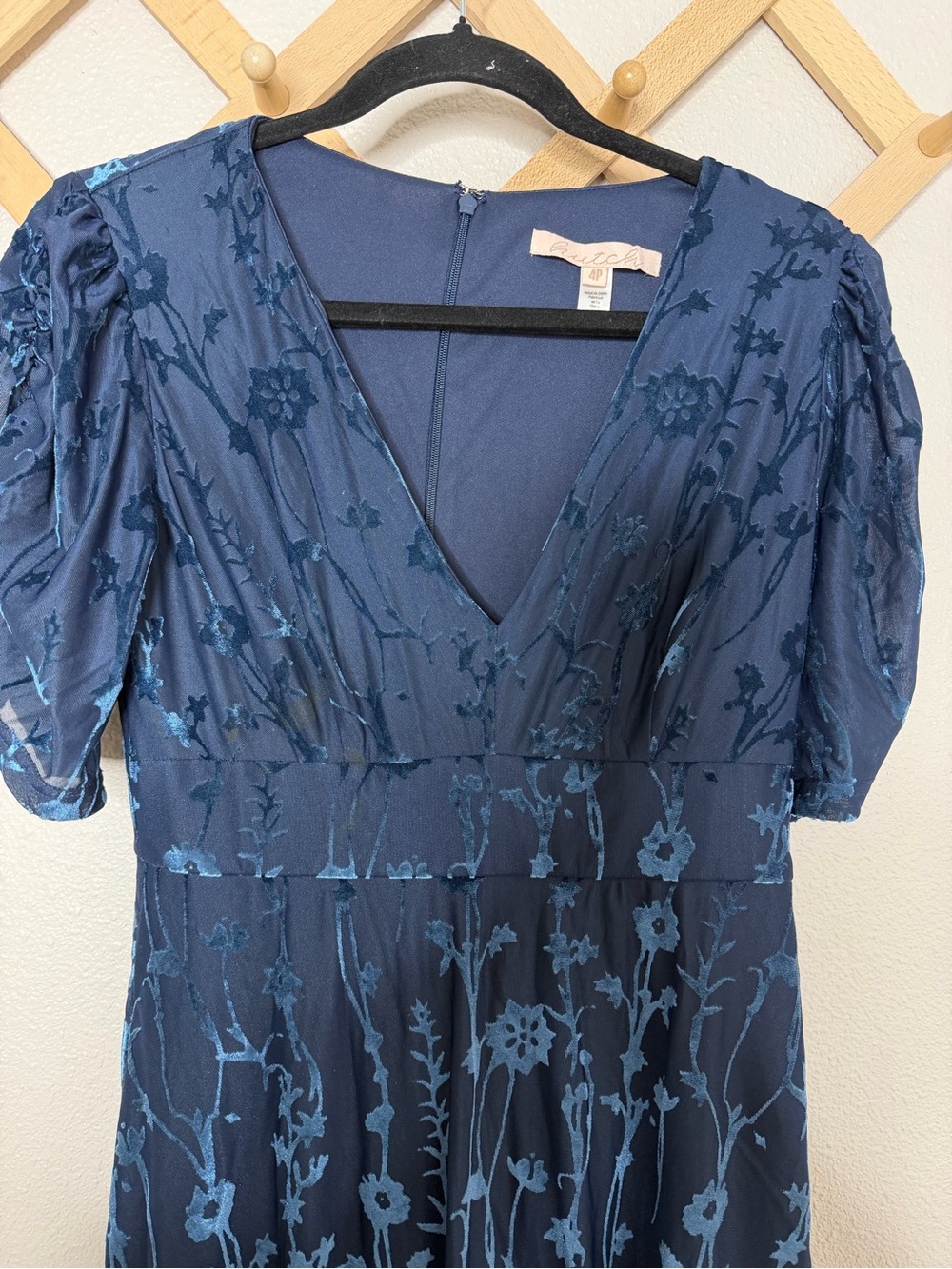Anthropologie Hutch Puff Sleeve Velvet Navy Blue Floral Dress Sz 4p - Picture 8 of 10